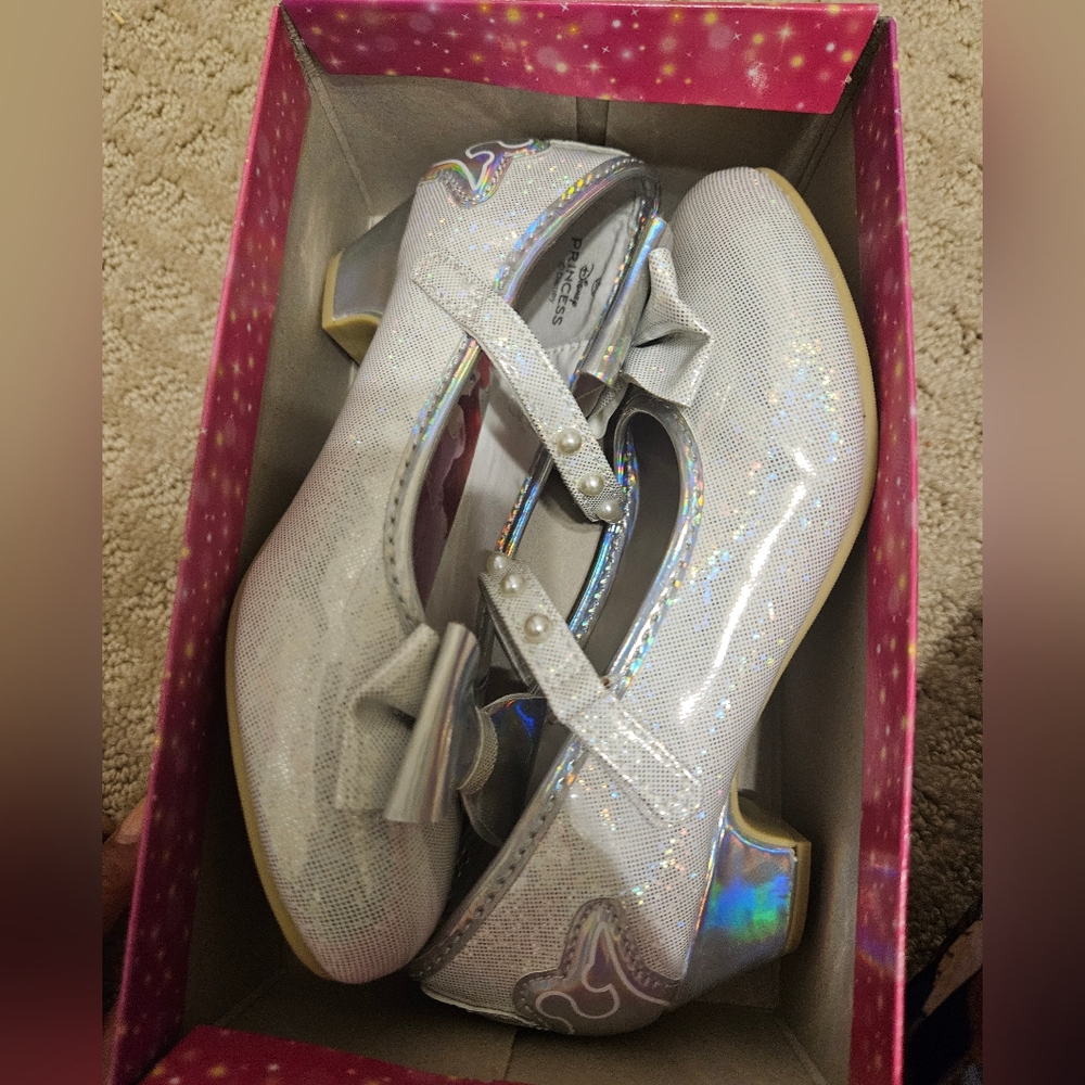 Girl silver And White Sandals